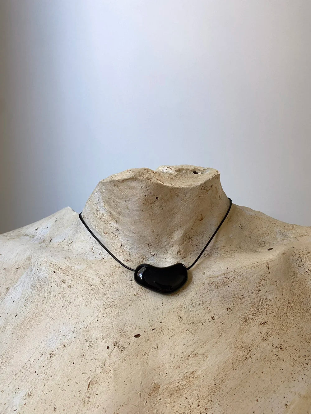 Pebble Necklace Black